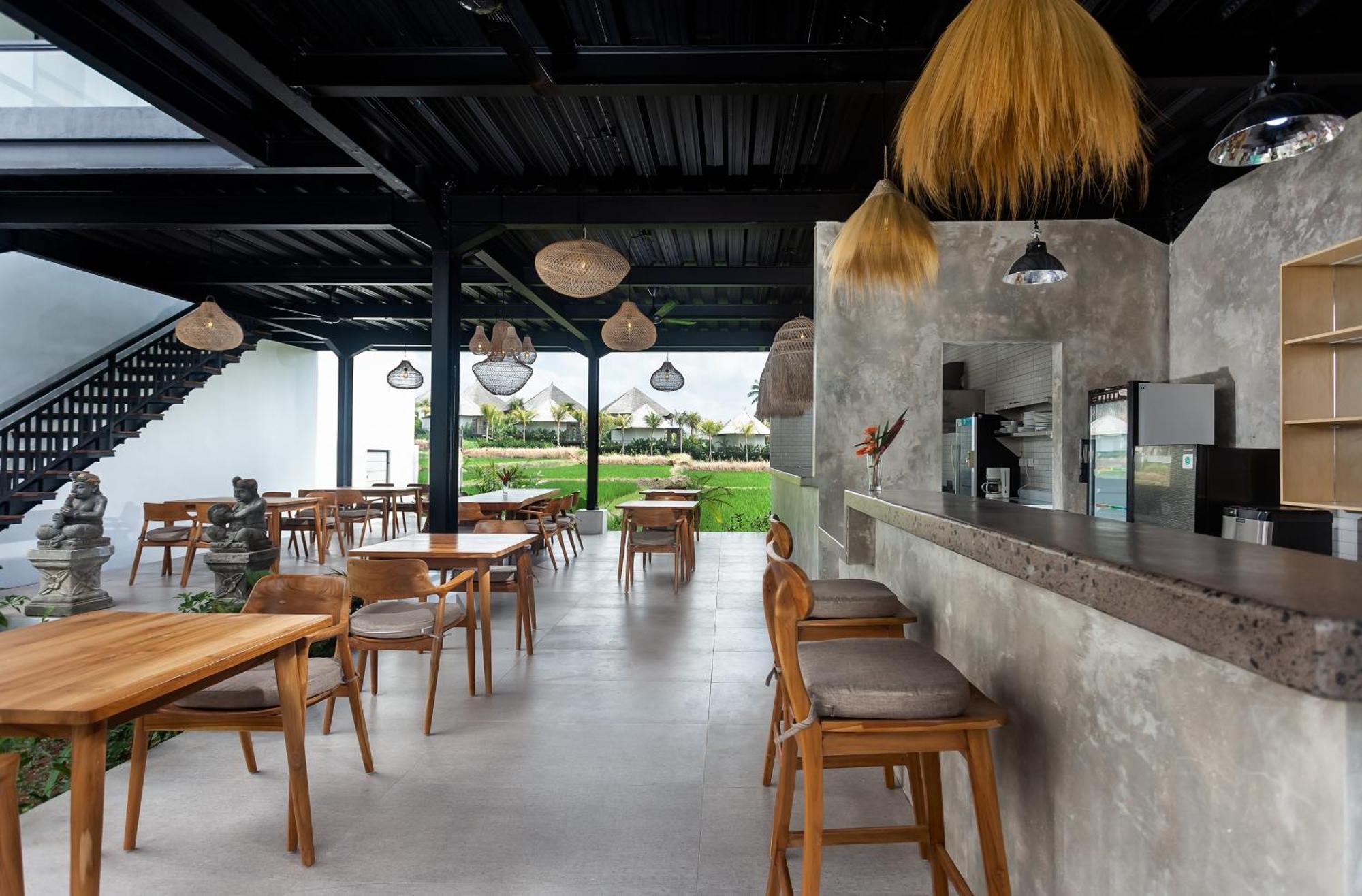 Sujiwa Ubud Hotel & Villa Экстерьер фото
